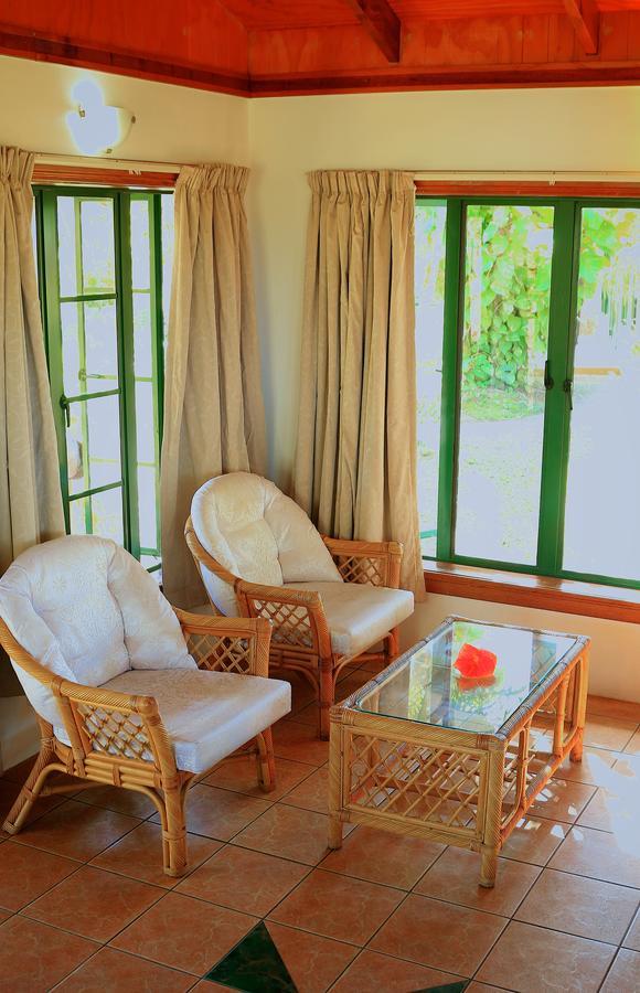 Amoa Resort Tuasivi Quarto foto